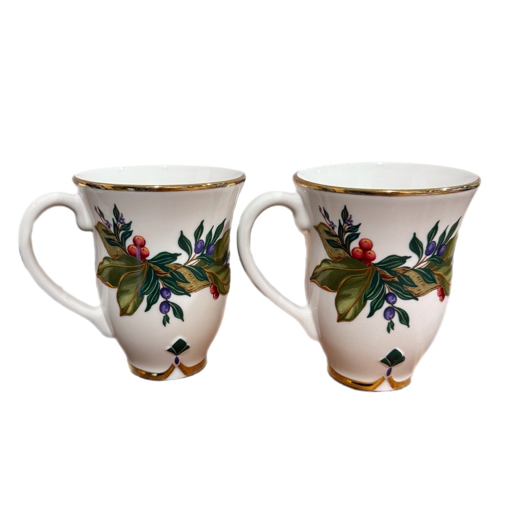 Princess House Winter Garden Mugs Set of 2 Mistletoe Berries Gold Trim Thailand